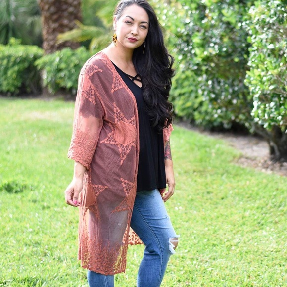 Rust Geometric Star Mesh Kimono - Picture 3 of 4